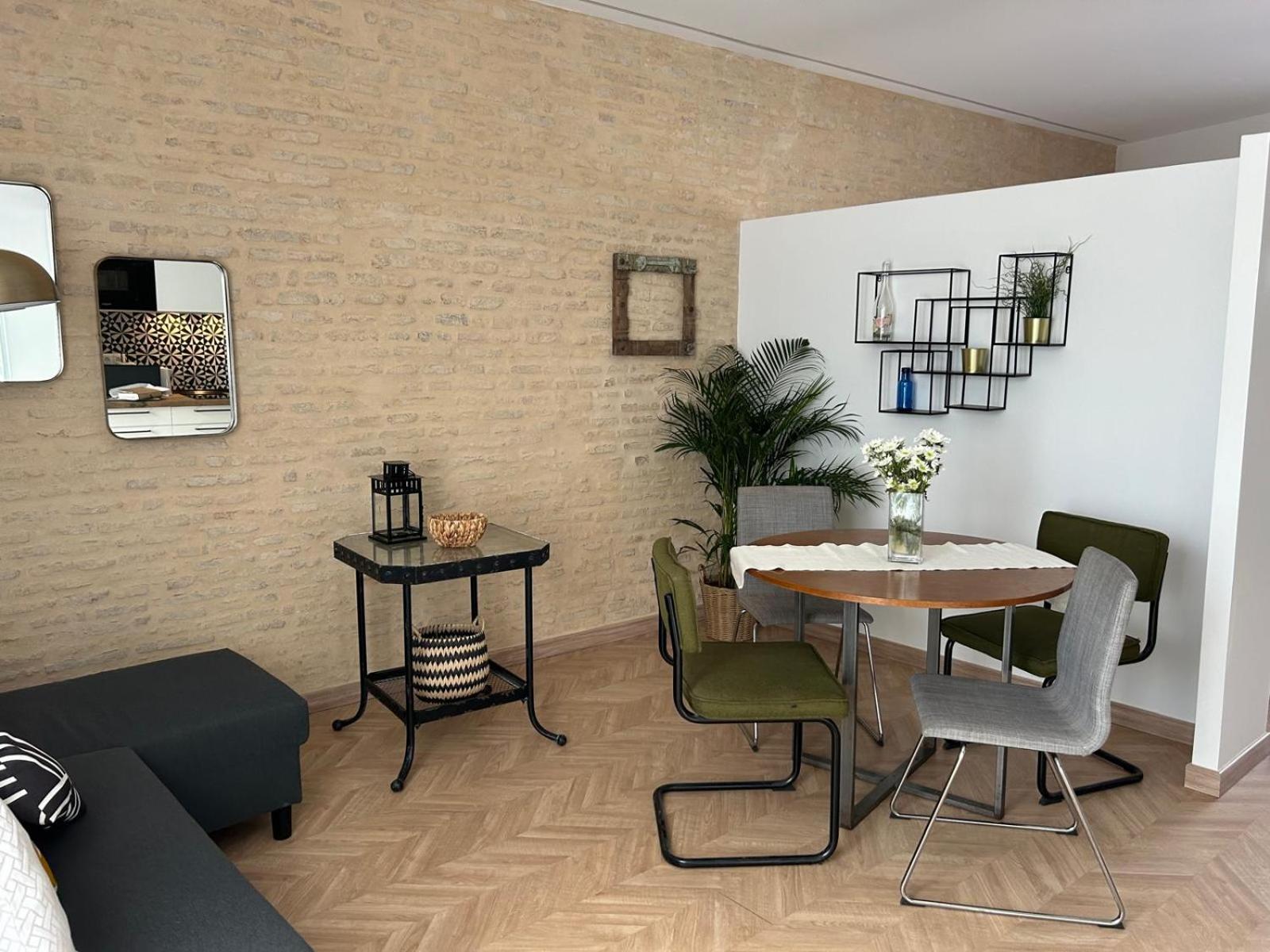 Center Apartment Fully Eqquiped Opcional Breakfast Seville Exterior photo